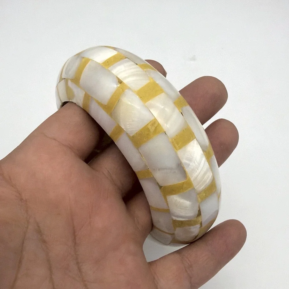 Vtg Mother of Pearl Inlay Bracelet Chunky Bangle White Yellow Boho